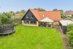 Fuglebakken 46, 7600 Struer