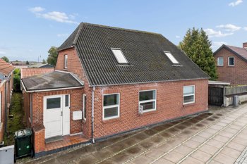 Bredgade 42, 7160 Tørring