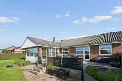 Jeppe Aakjærs Vej 2, Selling, 8370 Hadsten