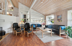Bøsholmstien 42, Fjellerup Strand, 8585 Glesborg