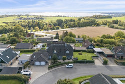 Lerbakken 44, Følle, 8410 Rønde