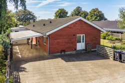 Helstrupvej 19, Snejbjerg, 7400 Herning
